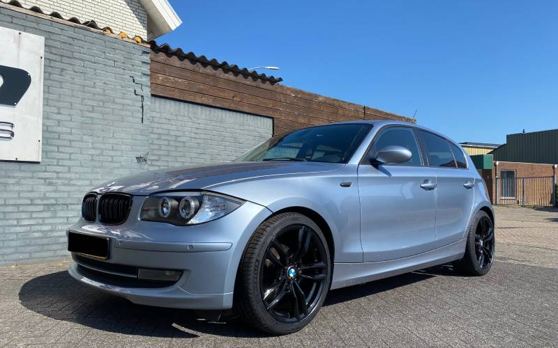 BMW 1-Serie met 2DRV by Wheelworld WH29 velgen