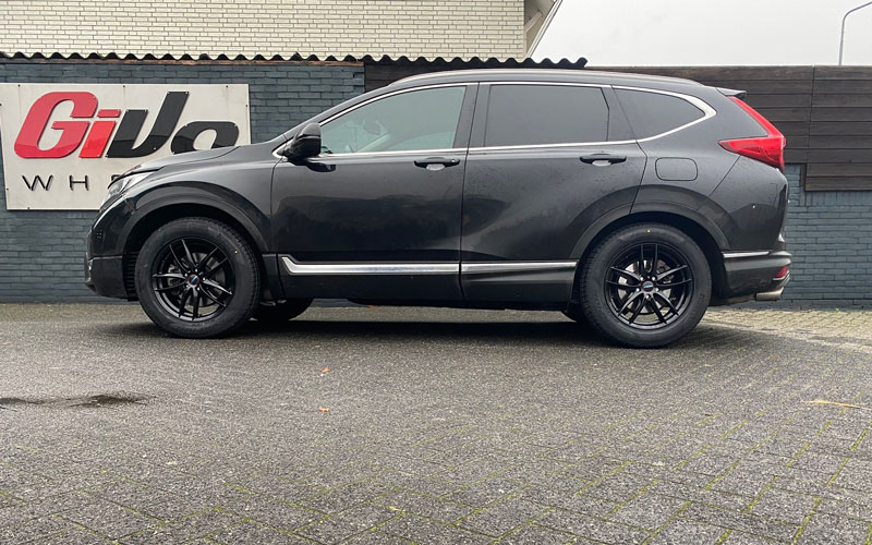 Honda CR-V met Ronal R46 velgen