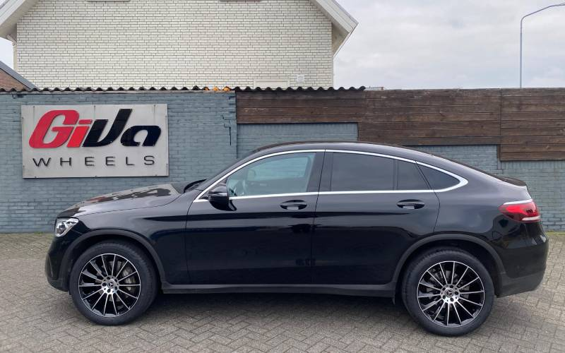 Mercedes-Benz GLC-Coupe met GMP Stellar velgen