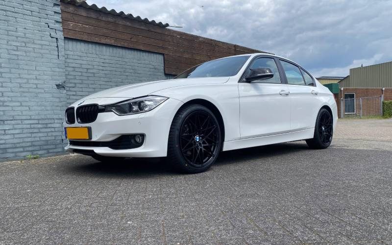 BMW 3-Serie met MAM B2 velgen