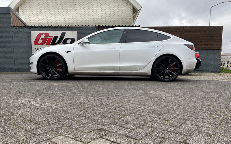 Tesla Model 3 met Monaco GP6 velgen