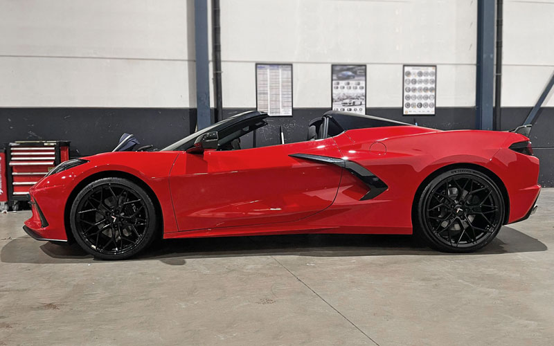 Chevrolet Corvette met Korbach Wheels PS3 velgen