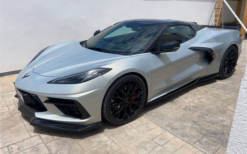 Chevrolet Corvette met Concaver Wheels CVR1 (Flow Forged) velgen