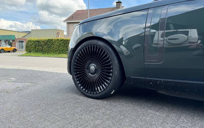 Land Rover Range Rover met Korbach Forged LS440 velgen