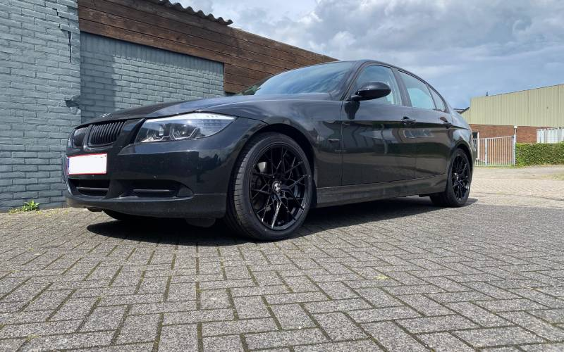 BMW 3-Serie met Romac Vortex velgen