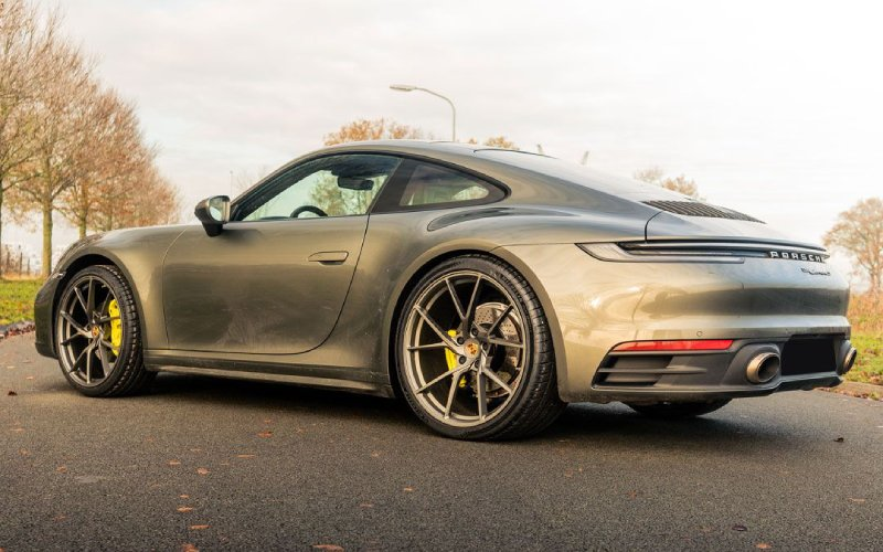 Porsche 911 met Korbach Forged PS9 velgen