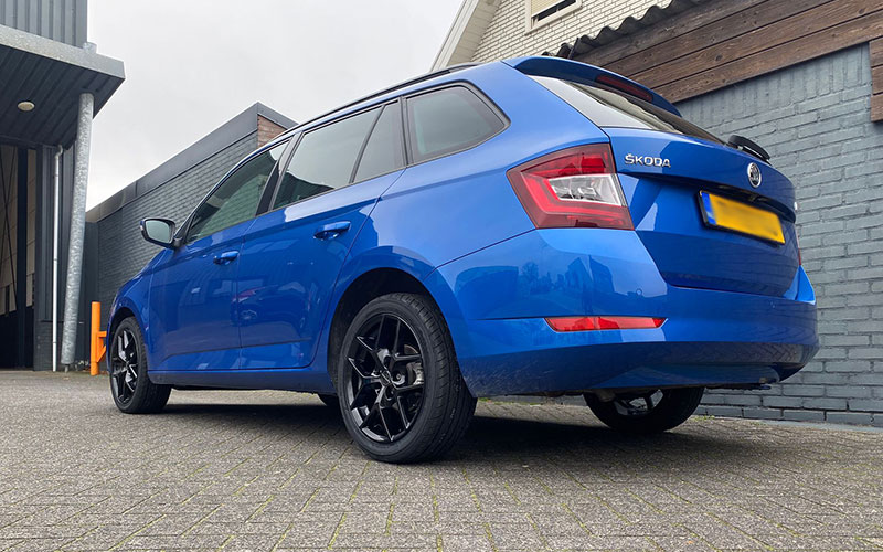 Skoda Fabia met Borbet Y velgen