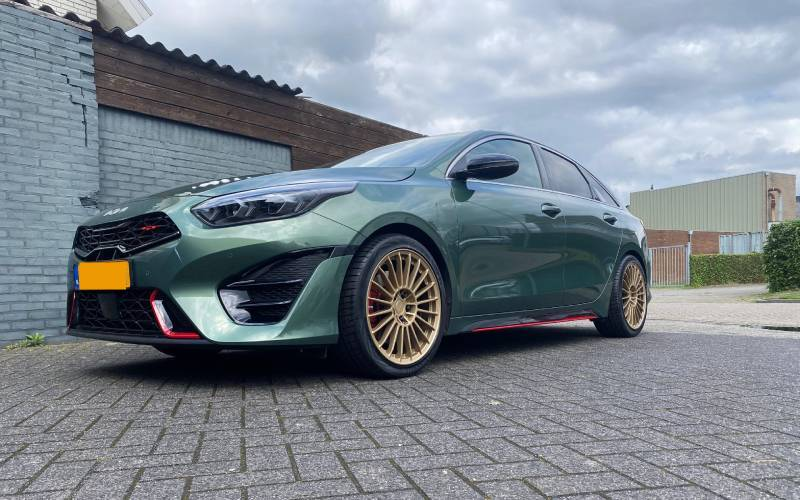 Kia ProCeed met Korbach Forged PS20 velgen