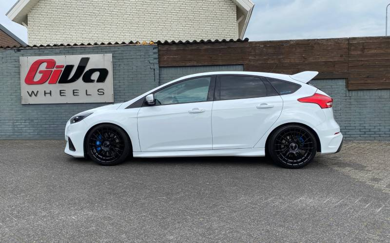 Ford Focus met Monaco GP12 velgen