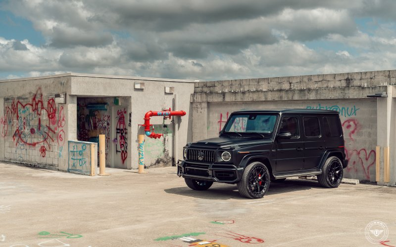 Mercedes-Benz G-Class AMG met Vossen Wheels UV-X velgen