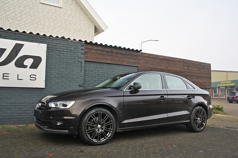 Audi A3 met Wheelworld WH18 velgen