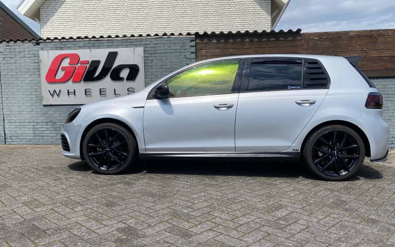 Volkswagen Golf met Monaco CL2 5H velgen