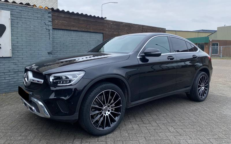 Mercedes-Benz GLC-Coupe met GMP Stellar velgen