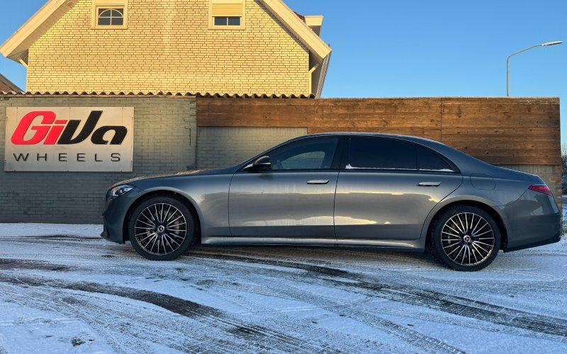 Mercedes-Benz S-Class met GMP QStar velgen