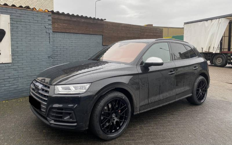 Audi SQ5 met Damina Performance DM01 velgen