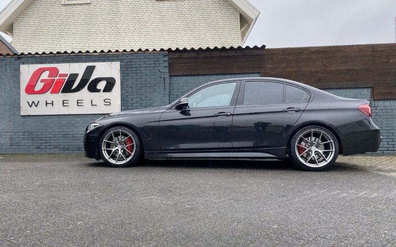 BMW 3-Serie met Judd T325 (Flow Forged) velgen