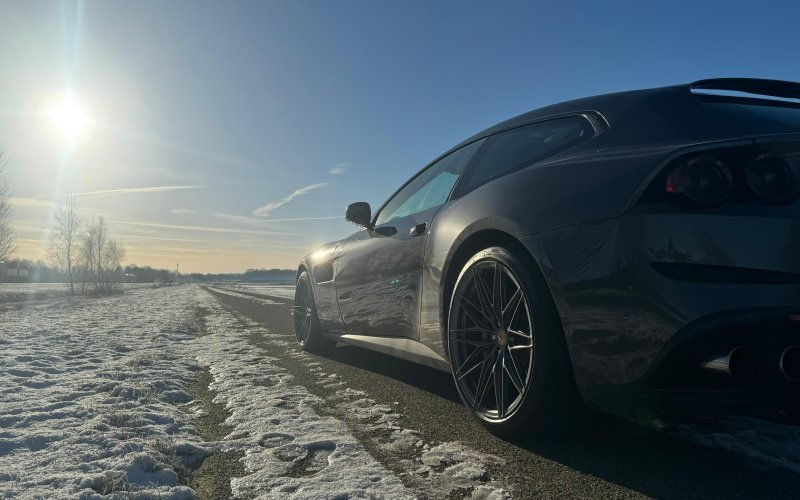 Ferrari GTC4 Lusso met Korbach Forged PS17 velgen