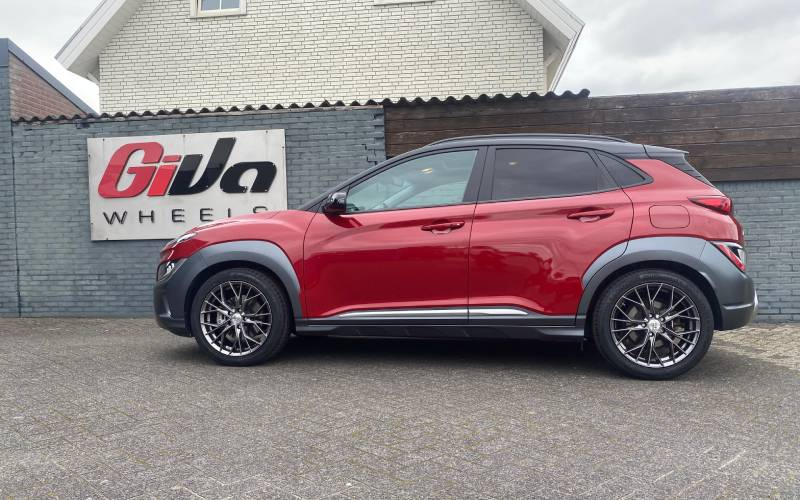 Hyundai Kona met Mille Miglia MM1020 velgen