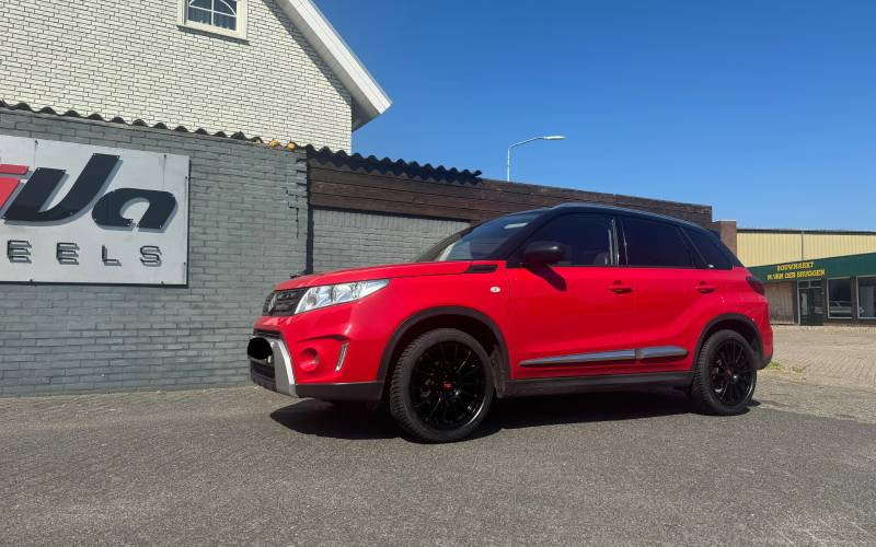 Suzuki Vitara met TEC Speedwheels AS2 velgen