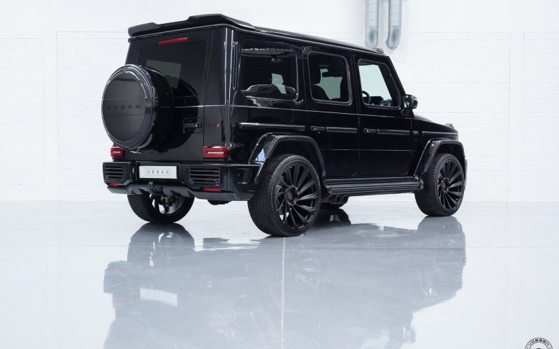 Mercedes-Benz G-Class AMG met Vossen Wheels UV-3 velgen