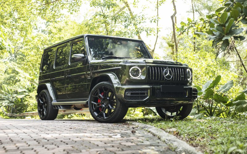 Mercedes-Benz G-Class met Vossen Wheels UV-4 velgen