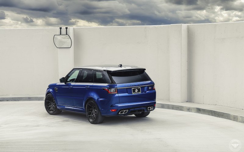 Land Rover Range Rover Sport met Vossen Wheels UV-1 velgen