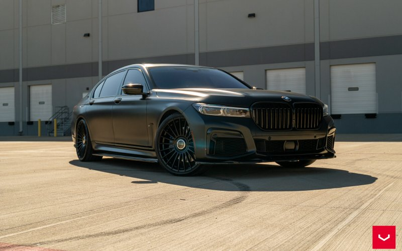 BMW 7-Serie met Vossen Wheels HF-8 velgen