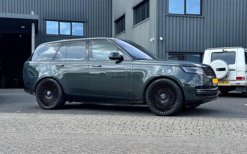 Land Rover Range Rover met Korbach Forged LS440 velgen