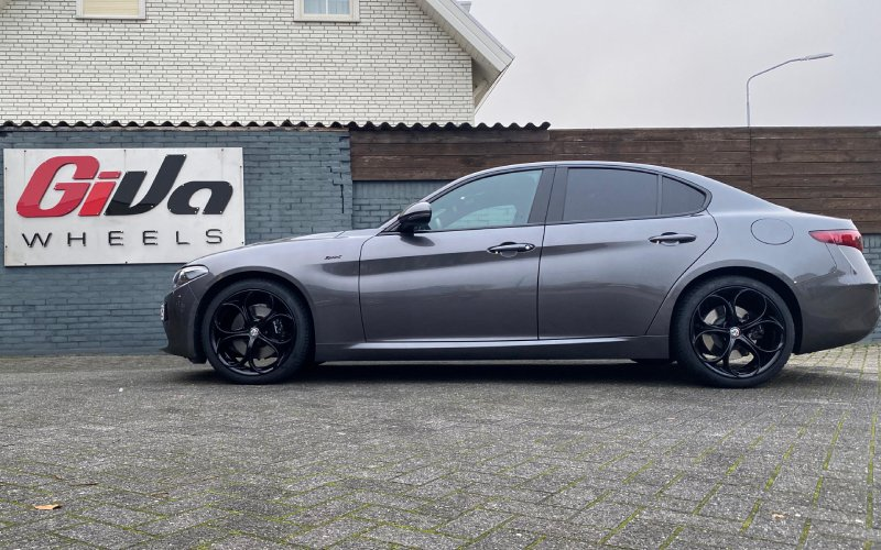 Alfa Romeo Giulia met GMP Drake velgen