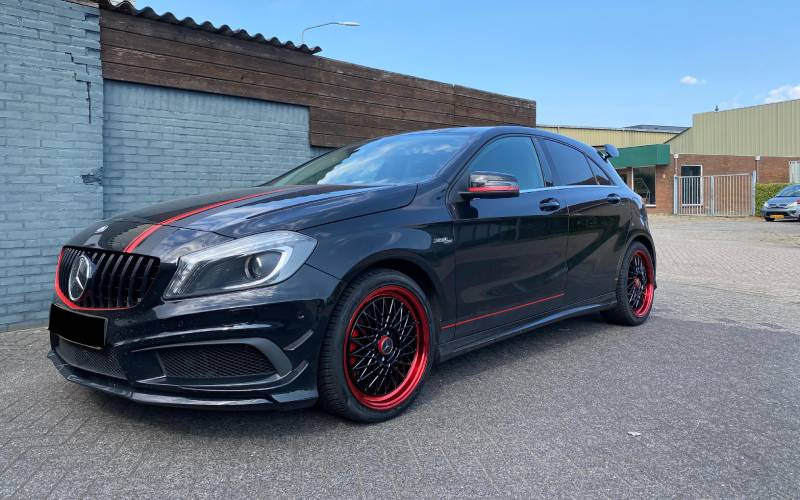 Mercedes-Benz A-Class met Borbet B velgen