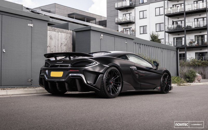 McLaren 600LT met Vossen Wheels MC3 velgen