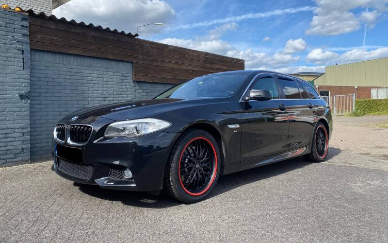 BMW 5-Serie met Barracuda Voltec T6 incl spacers velgen