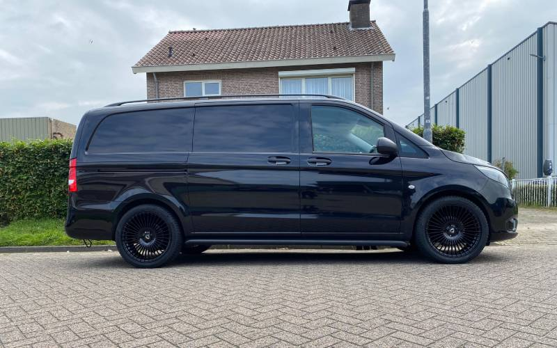 Mercedes-Benz Vito met Cades Liniar velgen