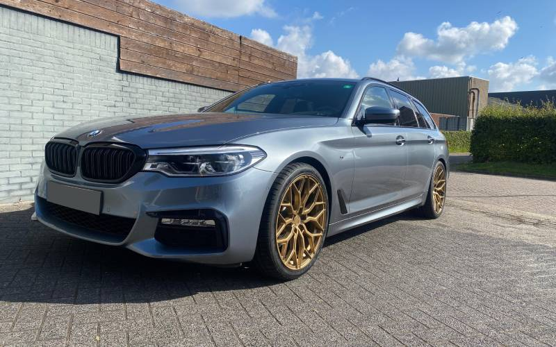 BMW 5-Serie met Yota Wheels YP1 (Flow Forged) velgen