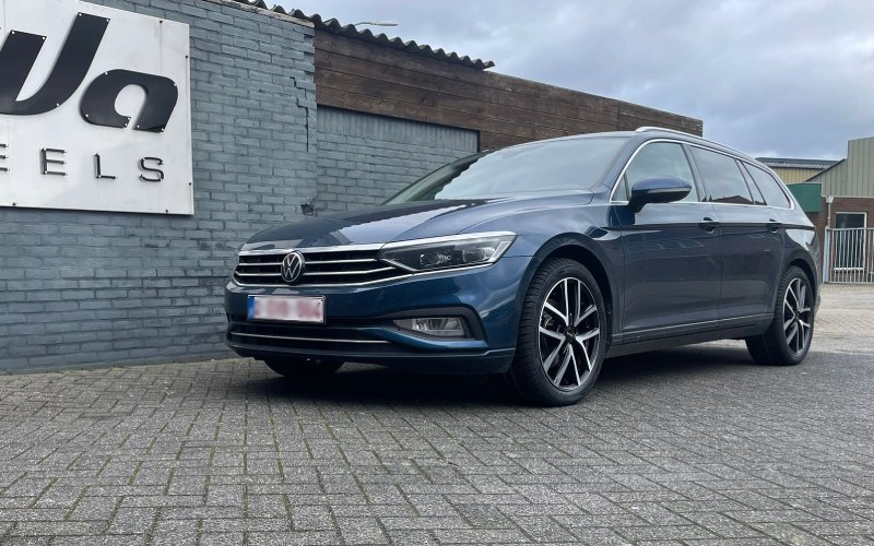 Volkswagen Passat met Monaco CL2 5H velgen