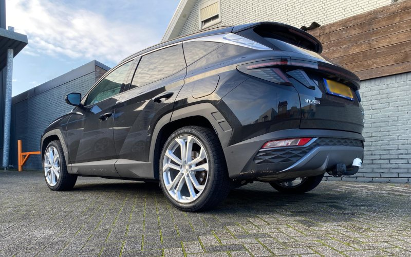 Hyundai Tucson met Dezent TA velgen