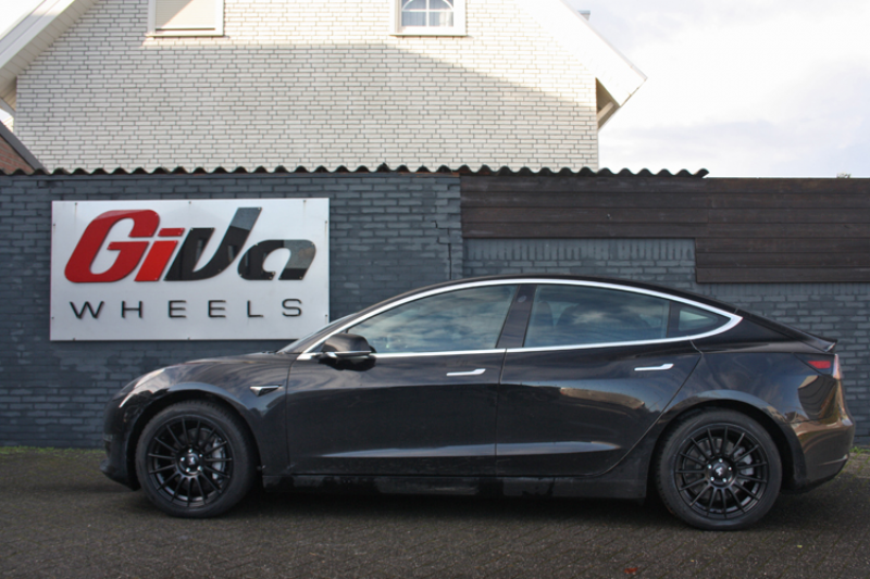 Tesla Model 3 met itWheels Sofia velgen