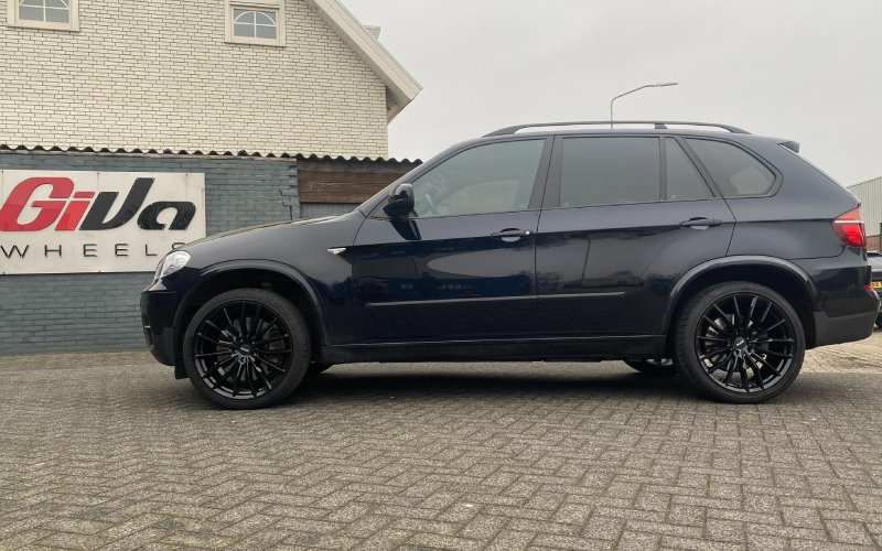 BMW X5 met MAK Rapp velgen