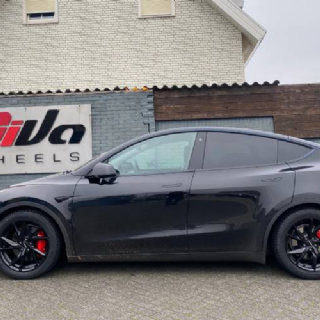 Tesla Model Y Carmani CA23 Rudi