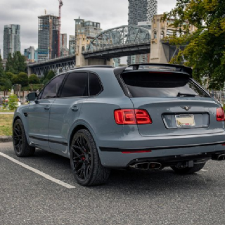 Bentley Bentayga Vossen Wheels UV-1