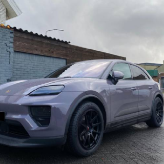 Porsche Macan Japan Racing JR11 Blind