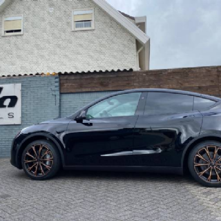 Tesla Model Y GMP Totale