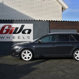 Toyota Avensis 1AV ZX6