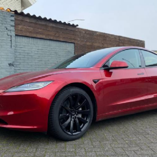 Tesla Model 3 Platin P106