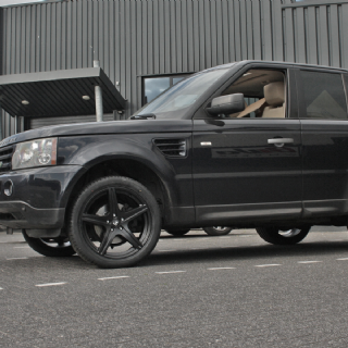Land Rover IT Wheels