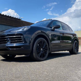 Porsche Cayenne Avus Racing AC-M08