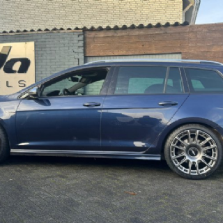 Volkswagen Golf Rotiform OZR