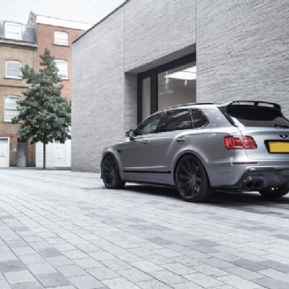 Bentley Bentayga Vossen Wheels UV-2