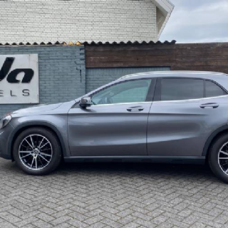 Mercedes-Benz GLA CMS C23