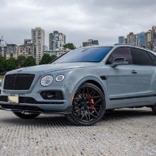 Bentley Bentayga Vossen Wheels UV-1